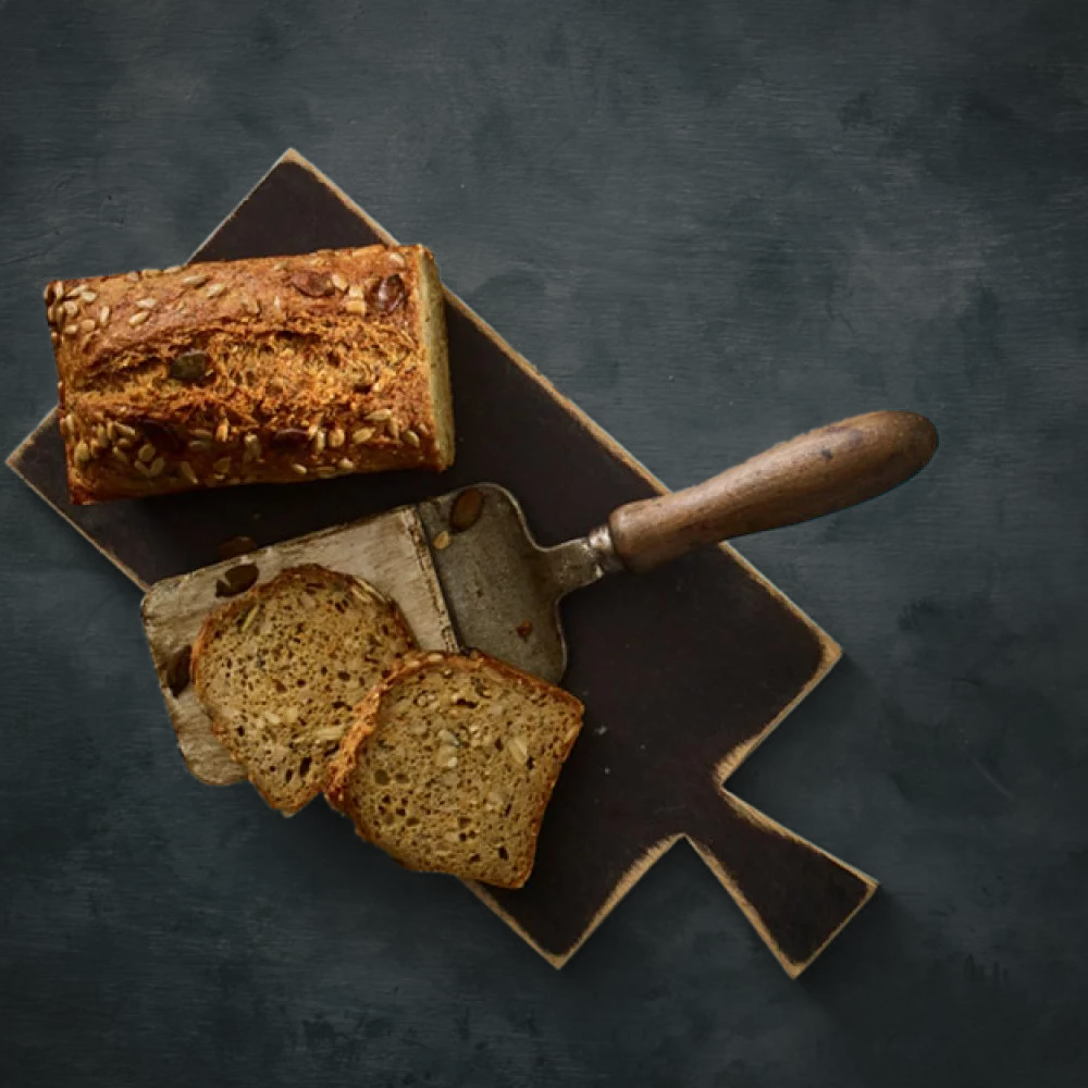 HILDE - Der saftige Karottenliebhaber - glutenfreies BIO-Mehrkornbrot mit frischer Karotte - Vorgebacken