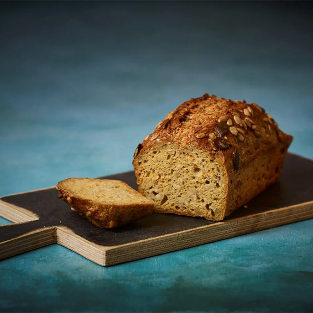 HILDE - Der saftige Karottenliebhaber - glutenfreies BIO-Mehrkornbrot mit frischer Karotte - Vorgebacken